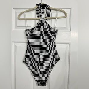 Super cute!! Choker Bodysuit